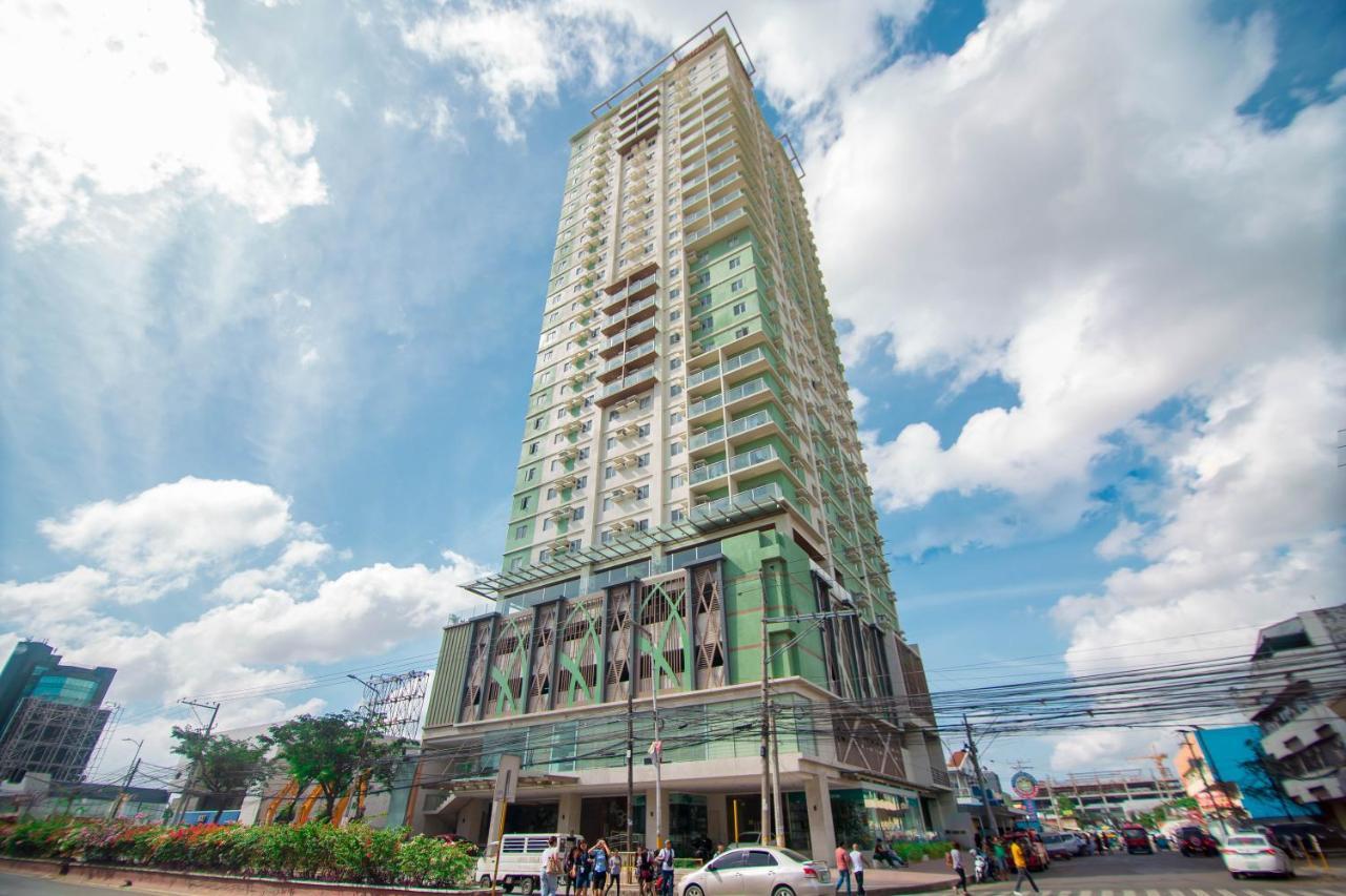 Migas Haven At Sunvida Tower Across Sm City Cebu Exterior photo